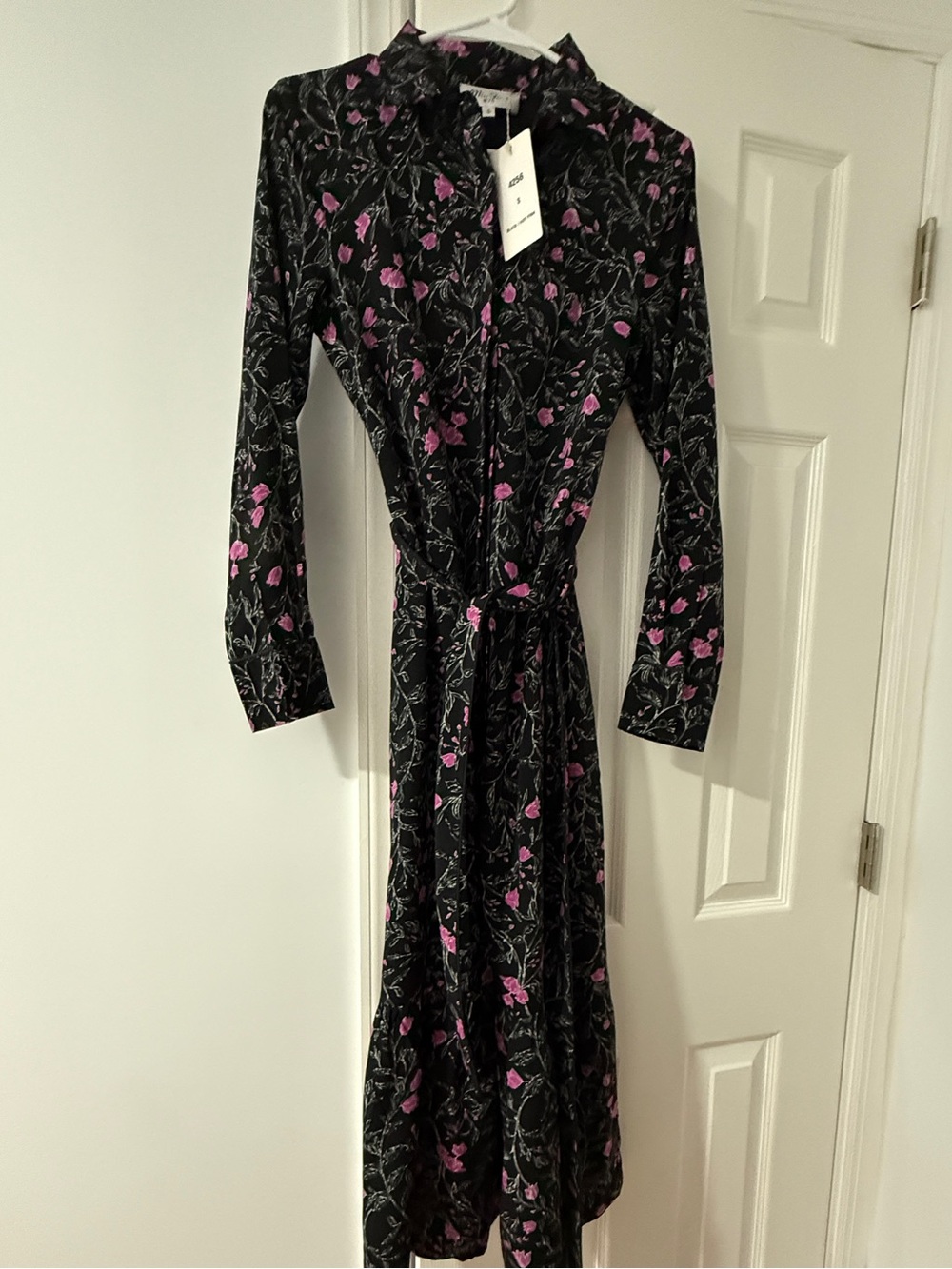 Beautiful NWT Miss Finch Dress